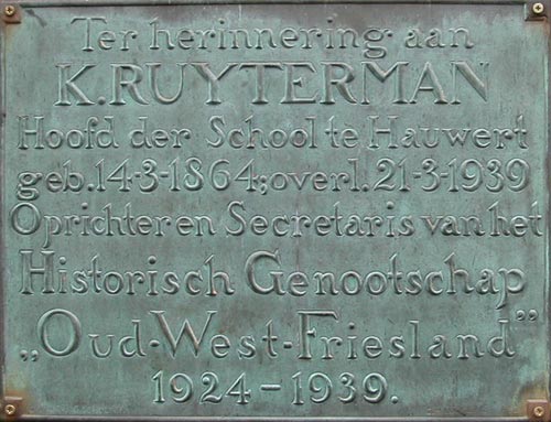 Bronzen tekstplaquette K. Ruyterman