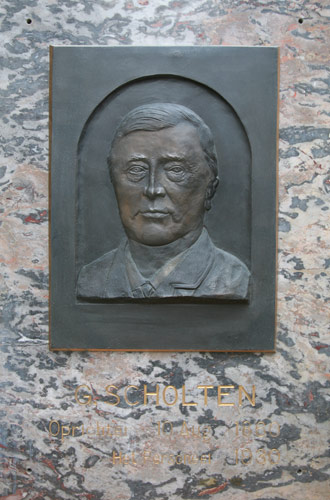 Bronzen reliëf G. Scholten