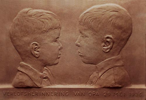 Bronzen plaquette, G.H. en J.L.M. van Tekelenburg